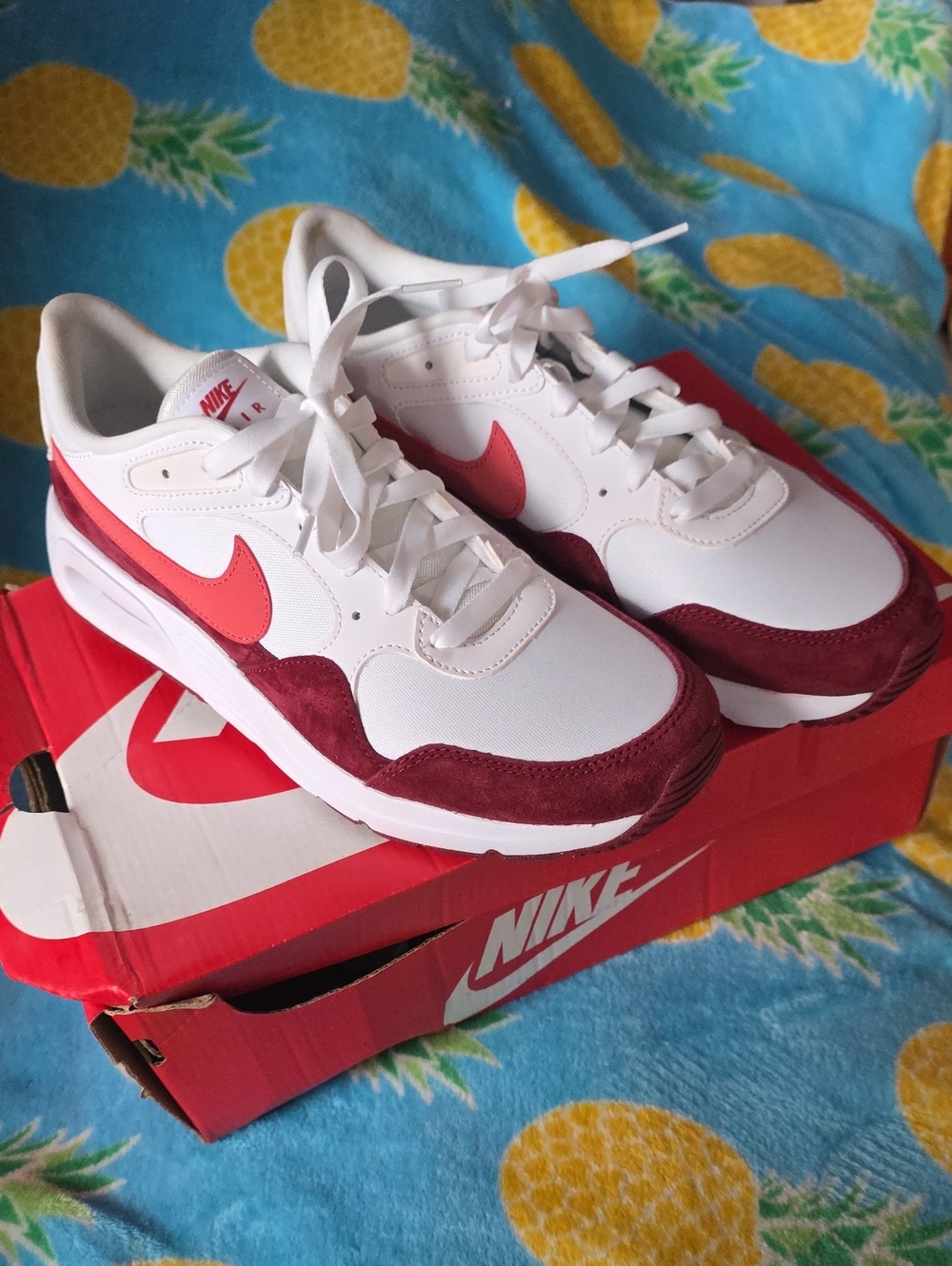 Nike Womens White and Burgundy Red Low-Top Sneakers